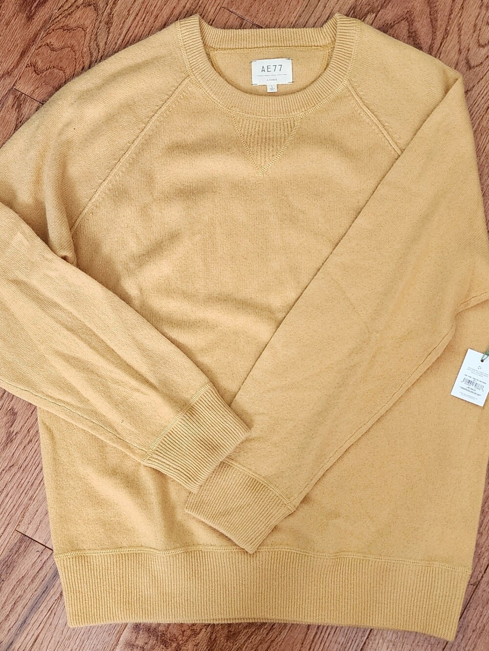 AE77 100% Cashmere Sweater, NWT (Flawed)